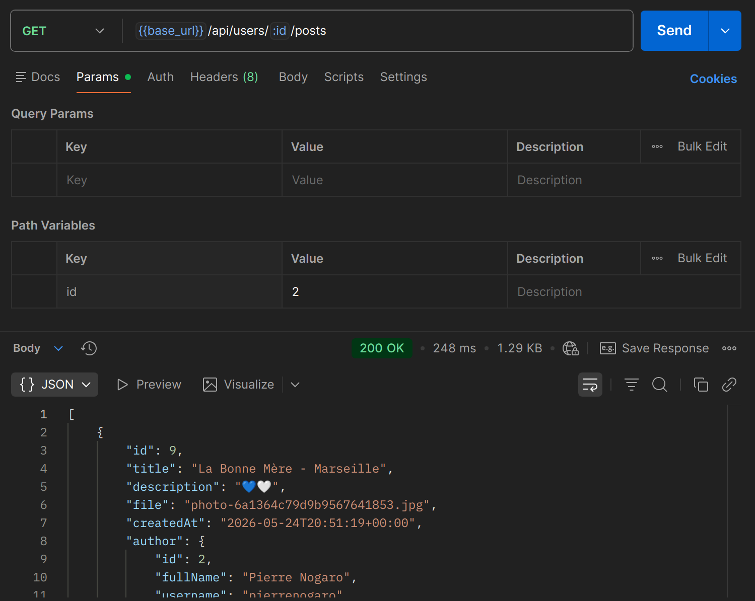 GET /api/users/{id}/posts dans Postman